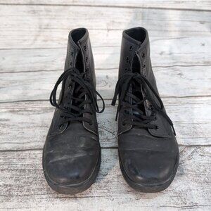 Dr. Martens 1460 Black Leather Lace-Up Combat Boots – Women Size 8 US